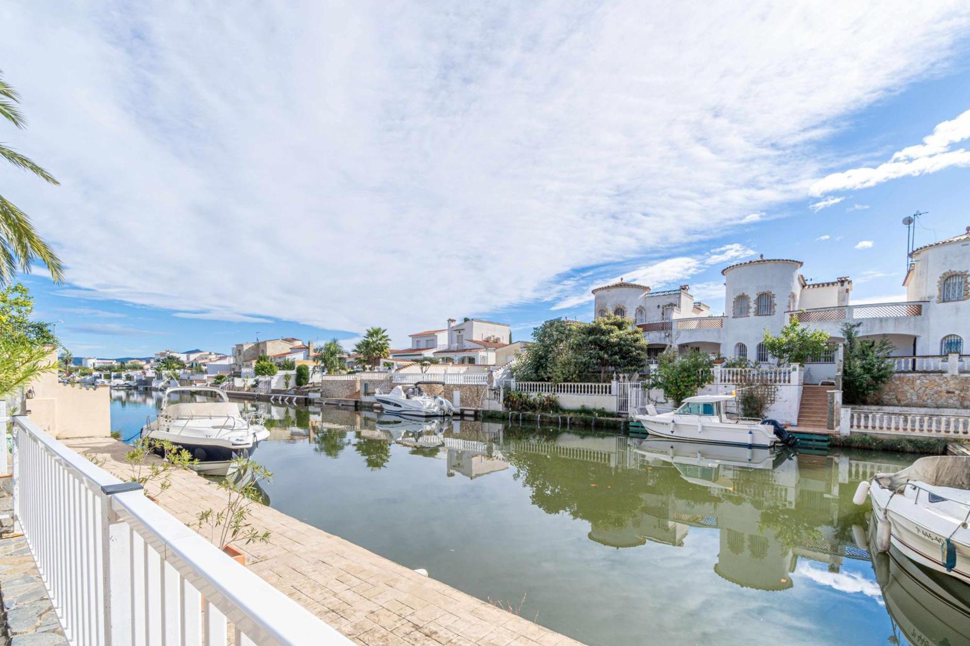 Jouvacations Villa Freser Empuriabrava Extérieur photo
