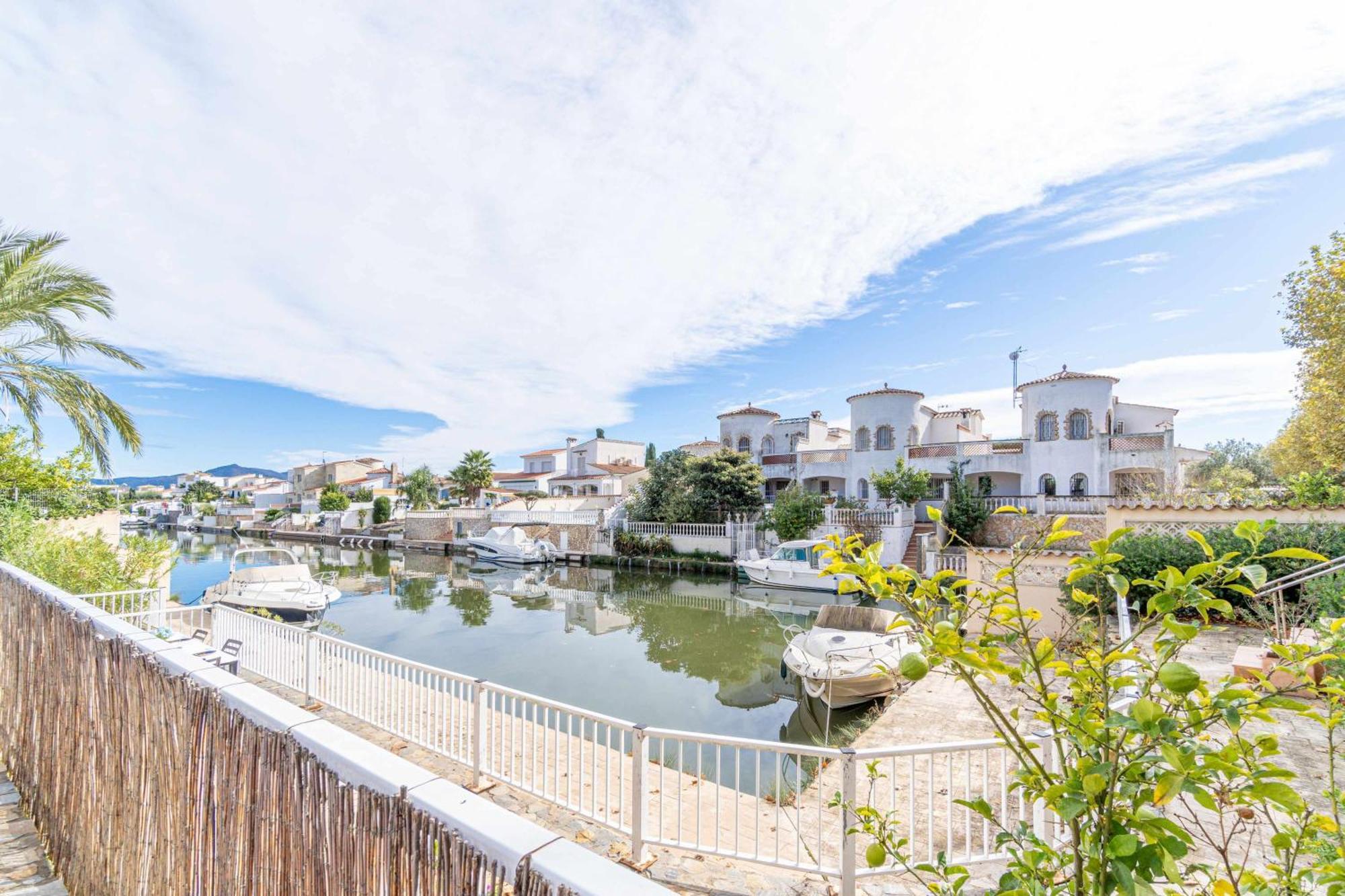 Jouvacations Villa Freser Empuriabrava Extérieur photo
